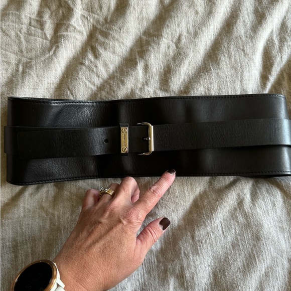 Michael Kors belt - Picture 4 of 7